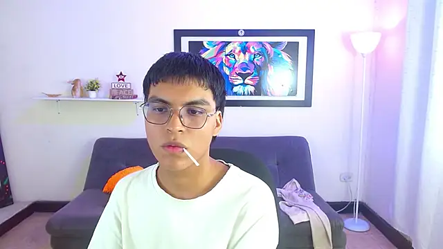 Maecum18 online show from 03-19-26, 09:52