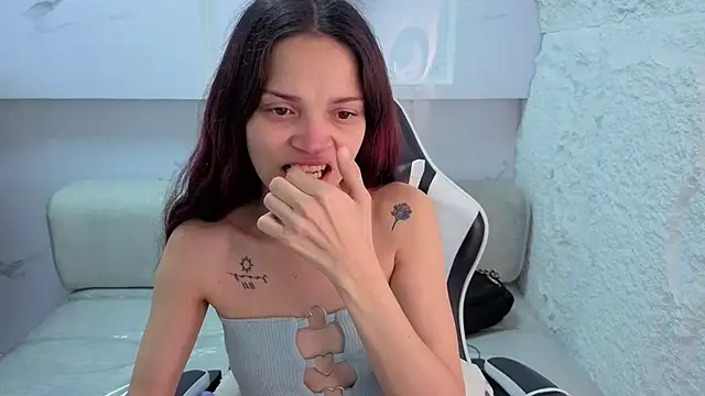 aurora tp online show from 03-06-26, 02:52