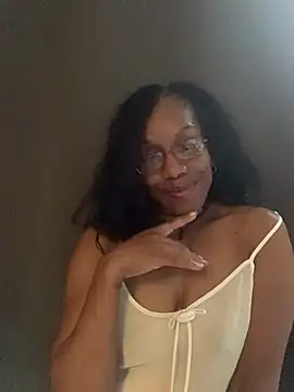 NatalieGainer goodies online show from 05-22-26, 12:07