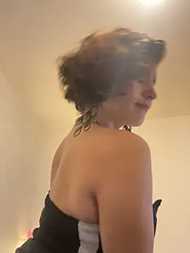 Snapshot of eva_luz chatting on 05-07-26, 07:19 eva luz online show from 05-07-26, 07:19