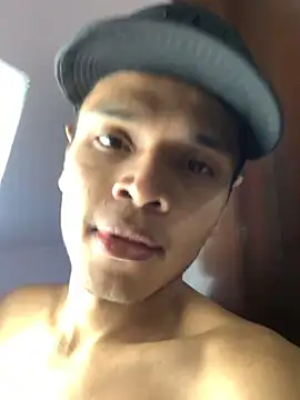 Alejandroo Montenegro online show from 02-20-26, 11:16