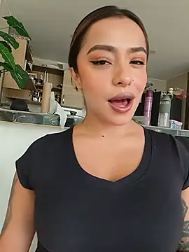 Snapshot of foxxy_lover chatting on 06-26-26, 03:49 foxxy lover online show from 06-26-26, 03:49