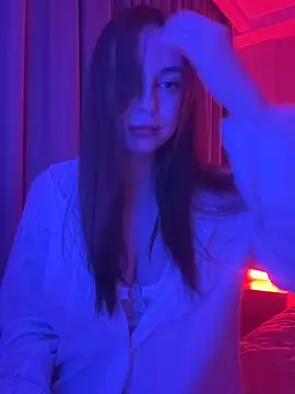 Warmmurr online show from 04-23-26, 01:40