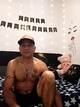 yoahotpetrafiery online show from 04-02-26, 10:40