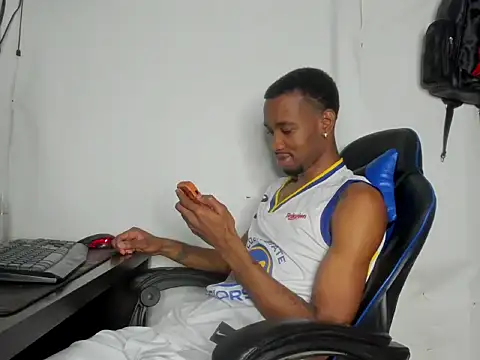 Kofi exotic 2 online show from 05-15-26, 09:22