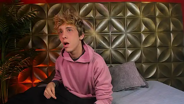 DannyParker  online show from 02-07-26, 04:27