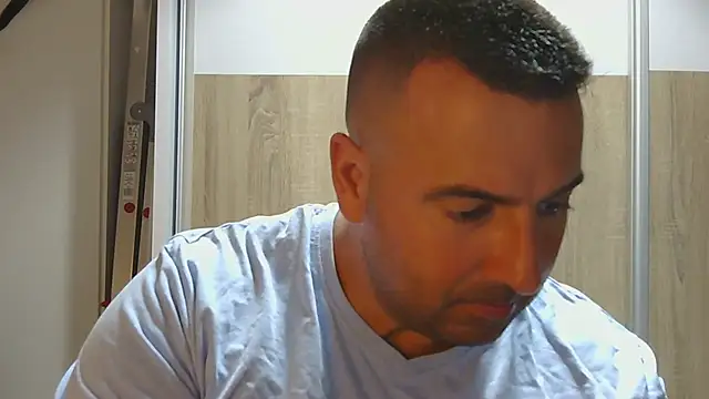 Snapshot of VanillaTime78-Jorge chatting on 08-02-26, 06:28 VanillaTime78-Jorge online show from 08-02-26, 06:28