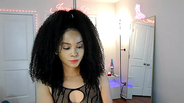 JazmineFoxx online show from 04-24-26, 09:39