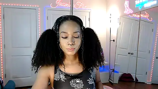JazmineFoxx online show from 05-05-26, 04:15