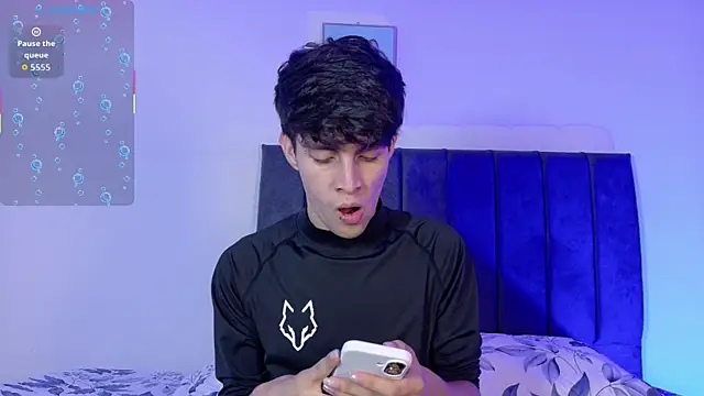 axxxel twink online show from 06-16-26, 02:36