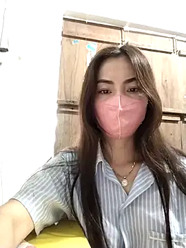 Snapshot of Baby-sexytits2026 chatting on 02-27-26, 01:38 Baby-sexytits2026 online show from 02-27-26, 01:38