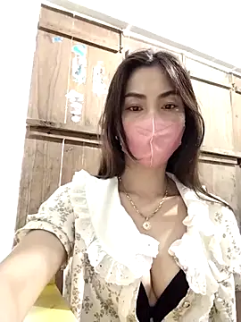 Snapshot of Baby-sexytits2026 chatting on 03-08-26, 01:03 Baby-sexytits2026 online show from 03-08-26, 01:03