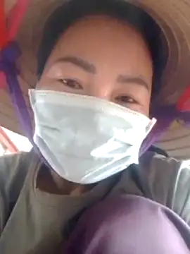 YIYI-502 online show from 02-28-26, 06:36