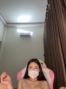 wang1472581 online show from 03-03-26, 09:15