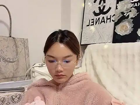 leilei660 online show from 02-05-26, 05:17