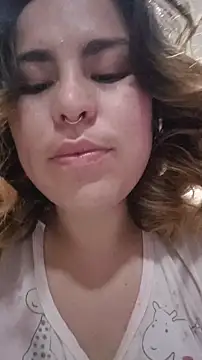 Kennya Rodriguez online show from 04-17-26, 05:32