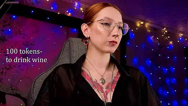 Vamp Mila online show from 04-16-26, 04:30