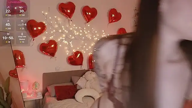 Courtney C online show from 02-07-26, 05:11