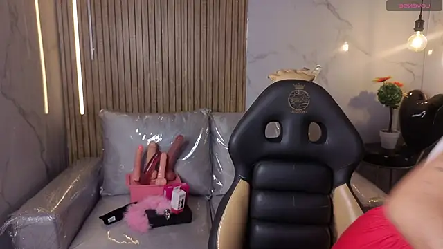 Lynn turner online show from 04-18-26, 03:05