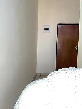 MeekyCurvyAss online show from 05-25-26, 12:44