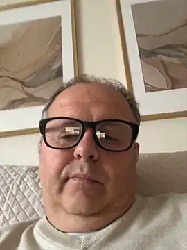 Snapshot of YachtCaptain10 chatting on 02-12-26, 05:19 YachtCaptain10 online show from 02-12-26, 05:19