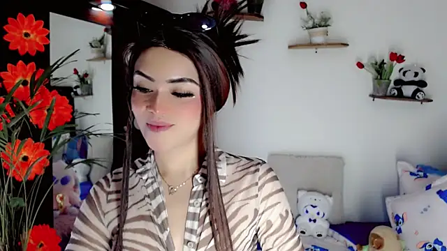 Snapshot of NathalialLooes chatting on 07-01-26, 10:09 NathalialLooes online show from 07-01-26, 10:09