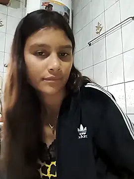 Morochitamika online show from 04-20-26, 02:09