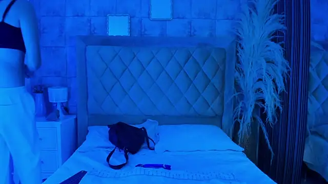 CleoFoxx  online show from 04-10-26, 12:54