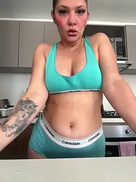 Snapshot of kytty_web_cam chatting on 02-08-26, 04:10 kytty web cam online show from 02-08-26, 04:10