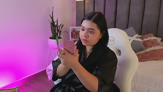 SofiaCortes4 online show from 04-14-26, 09:04