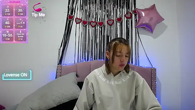 emily cooper pym online show from 03-05-26, 12:23