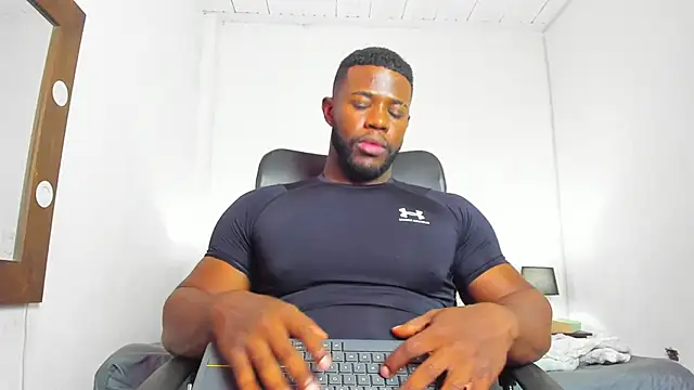 James McBoy online show from 02-18-26, 07:54