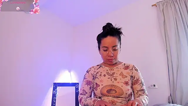 chiarafustox online show from 02-11-26, 04:56