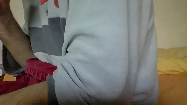 AlexRue online show from 04-30-26, 05:08