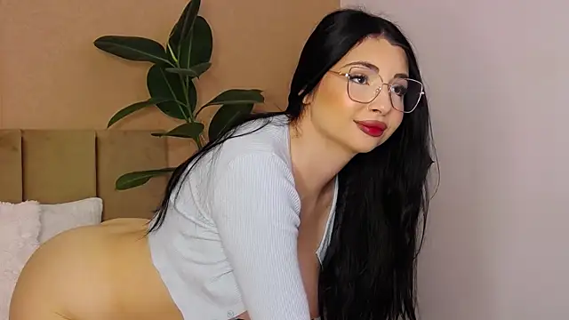BellaHere online show from 05-16-26, 07:05