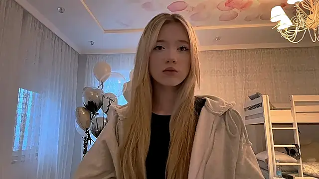 IvyArmbrister online show from 02-12-26, 03:18