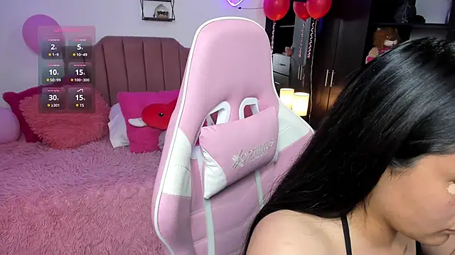 SiennaBloom online show from 02-16-26, 10:33