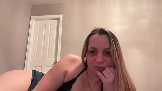 ShyFlameLive online show from 02-11-26, 12:37