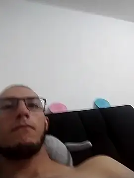 Snapshot of Camilo1826 chatting on 03-16-26, 01:59 Camilo1826 online show from 03-16-26, 01:59