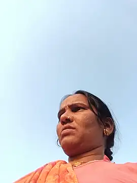 Snapshot of Muskan44s chatting on 05-18-26, 12:40 Muskan44s online show from 05-18-26, 12:40