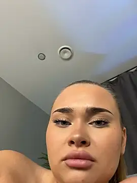 MonicaWestt online show from 02-06-26, 07:45