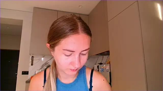 BluueSilk online show from 11-03-25, 06:36