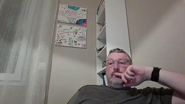 doudou310 online show from 03-08-26, 02:48