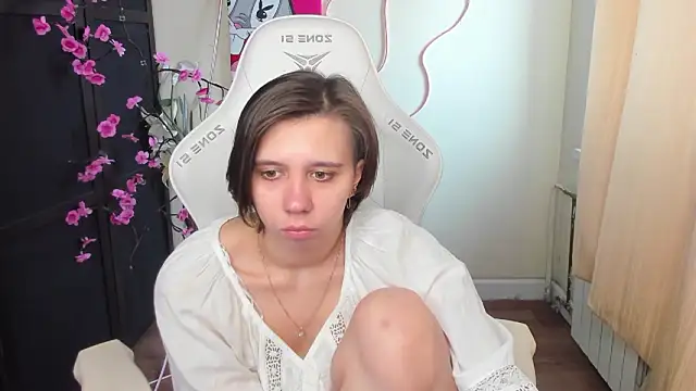 Scarlet Sirenn online show from 03-05-26, 09:05