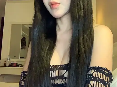 Angela-Angela online show from 06-13-26, 05:44