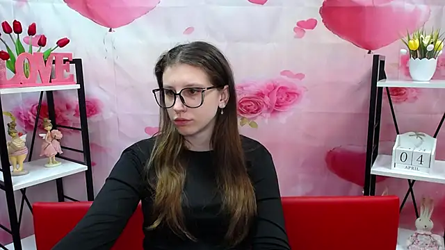 LilianaShine online show from 04-04-26, 05:16