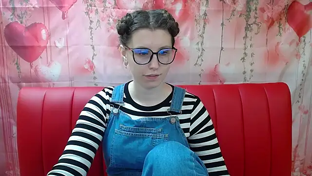 LilianaShine online show from 04-07-26, 05:08