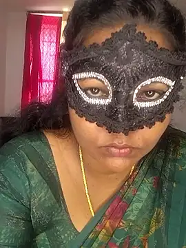Snapshot of Tamil_Shalini12 chatting on 05-04-26, 04:52 Tamil Shalini12 online show from 05-04-26, 04:52