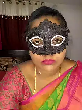 Snapshot of Tamil_Shalini12 chatting on 05-09-26, 04:45 Tamil Shalini12 online show from 05-09-26, 04:45