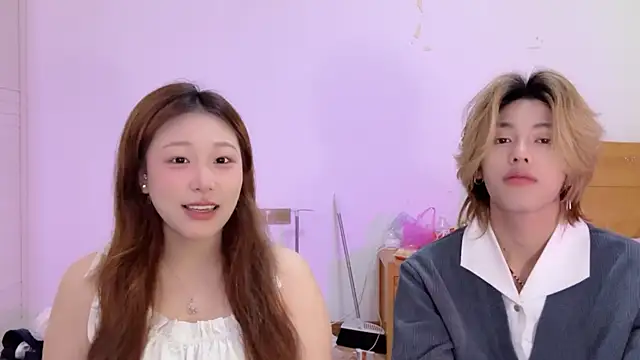 SM JIAJIA ZL online show from 05-10-26, 07:30